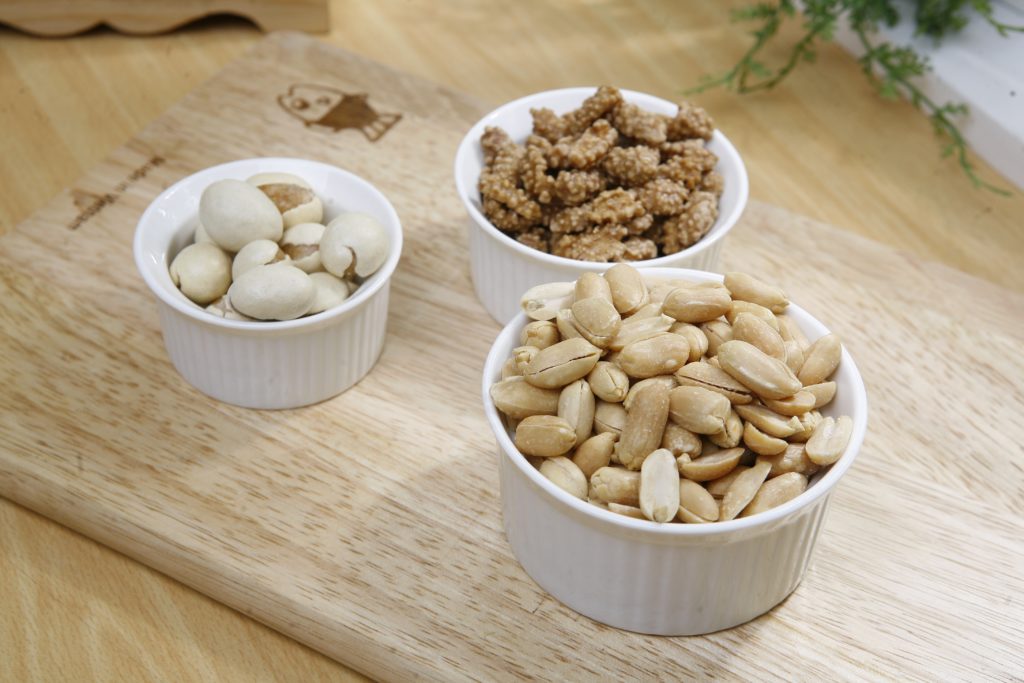 nuts-healthy-food